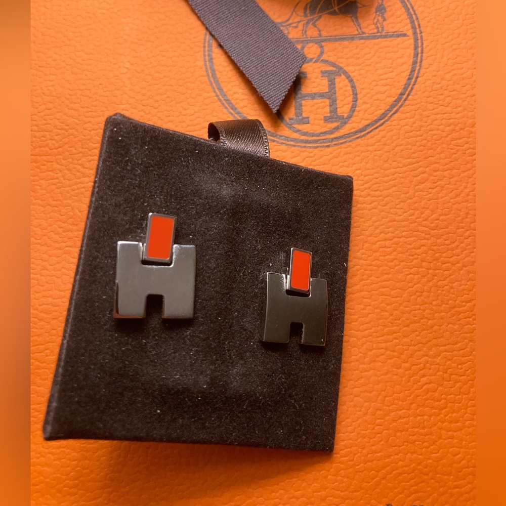 Hermes Palladium and Enamel “Eileen” Earrings